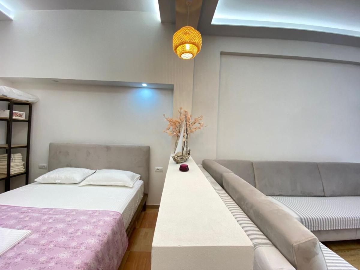 Areti Rooms Hotel Himare Exterior photo