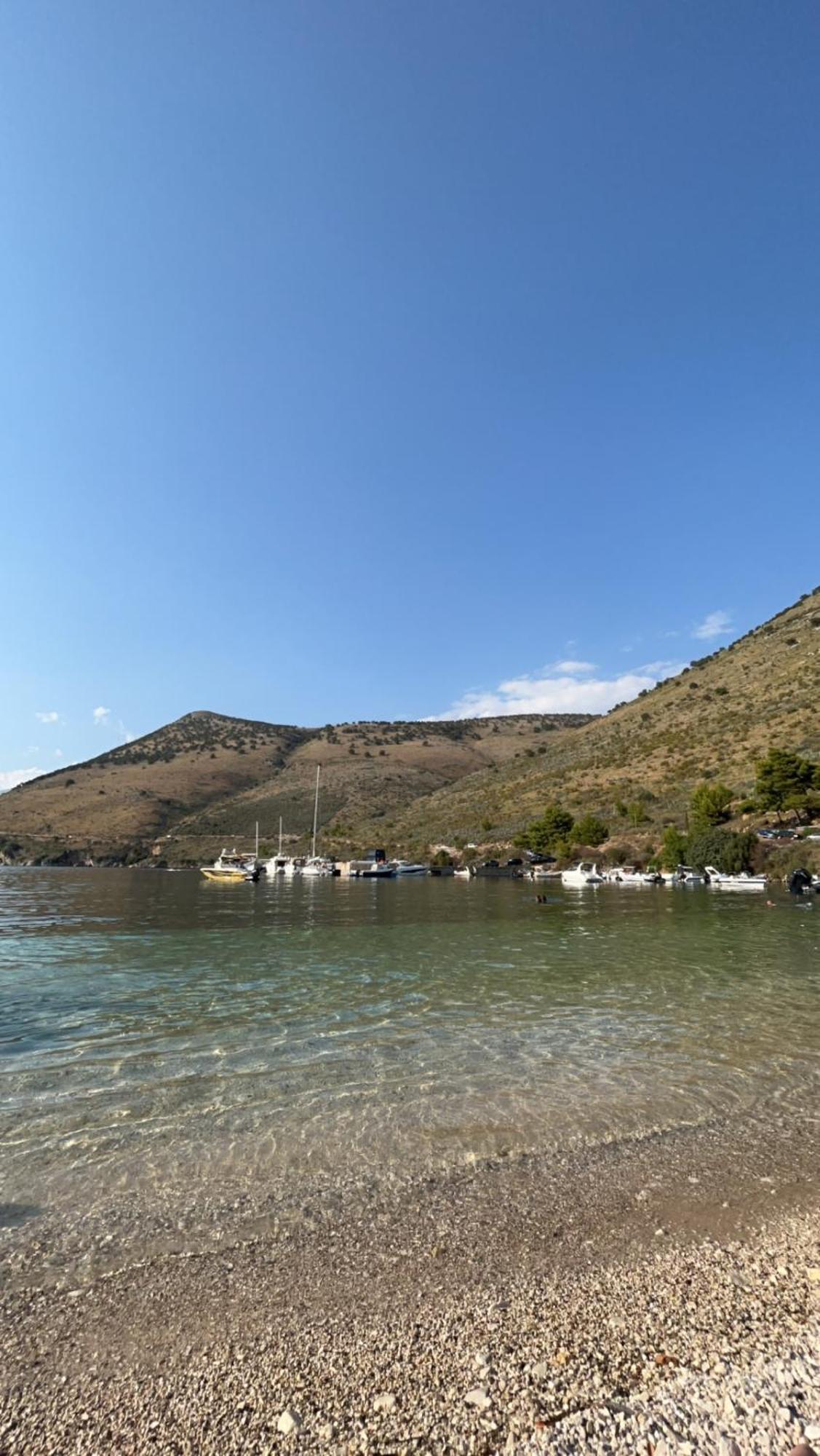 Areti Rooms Hotel Himare Exterior photo